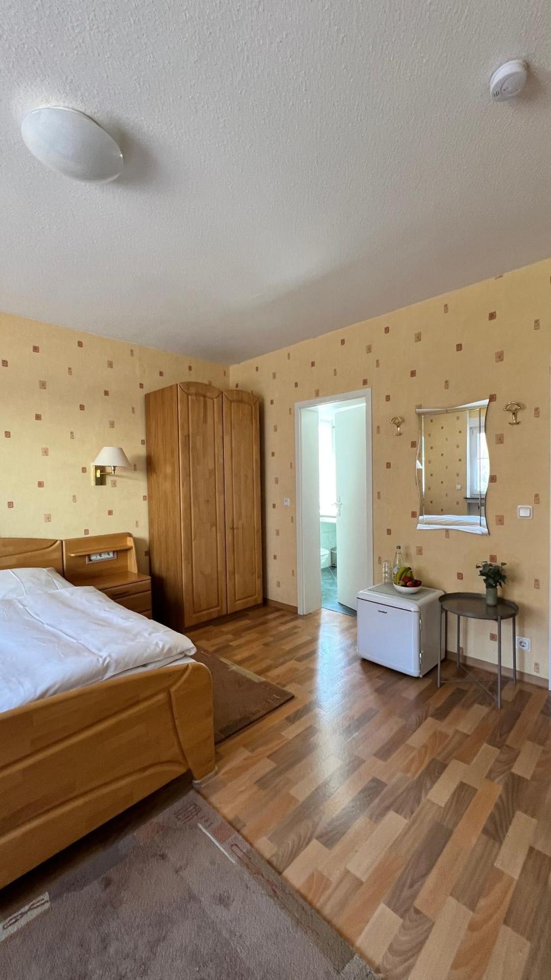 Gaestehaus Kliebenstein Saarwellingen Buitenkant foto