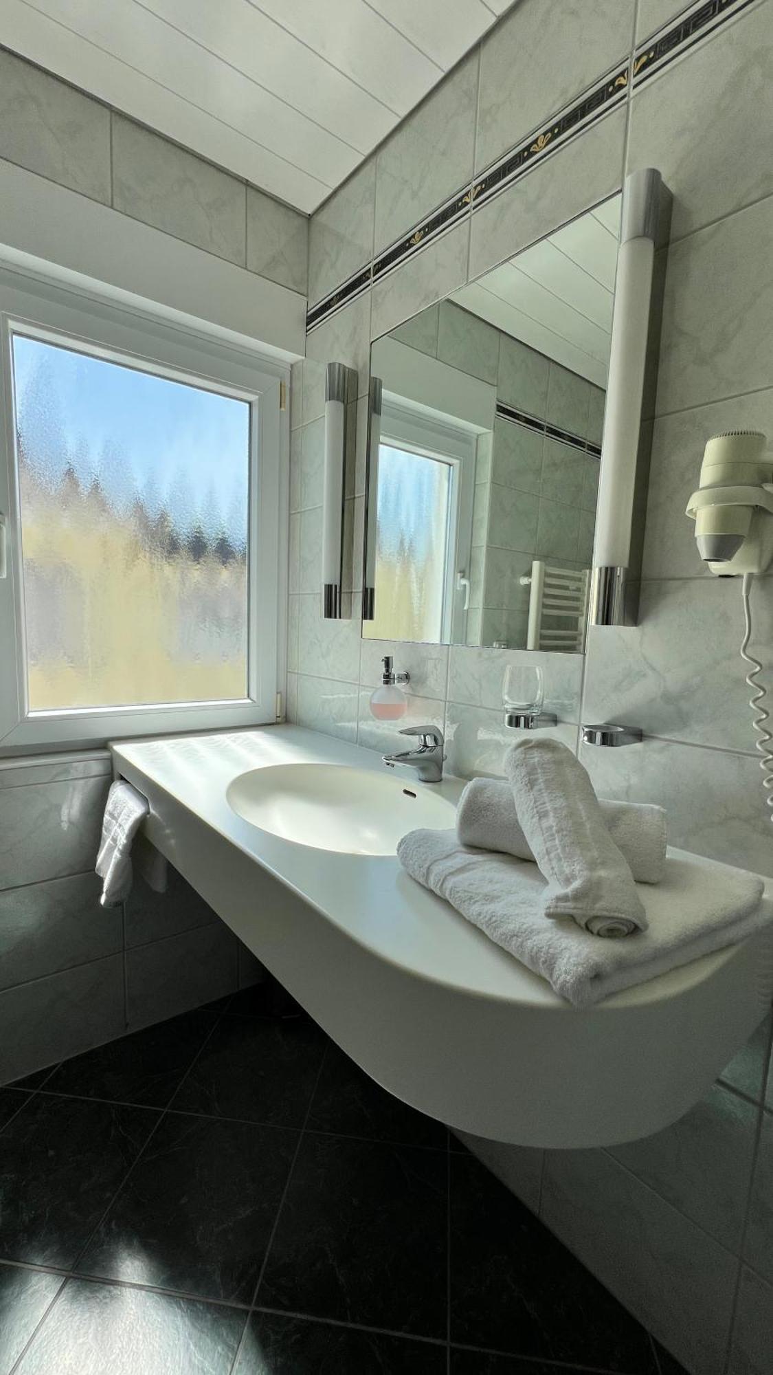 Gaestehaus Kliebenstein Saarwellingen Buitenkant foto